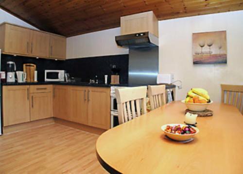 
A kitchen or kitchenette at Cabin 73
