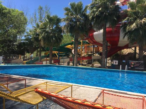 สระว่ายน้ำที่อยู่ใกล้ ๆ หรือใน Hotel y Balneario Ojo Caliente