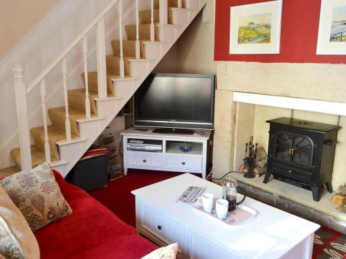 A television and/or entertainment center at Gull Cottage 