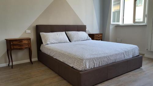 Un pat sau paturi într-o cameră la La casa in Ruga - civico 85