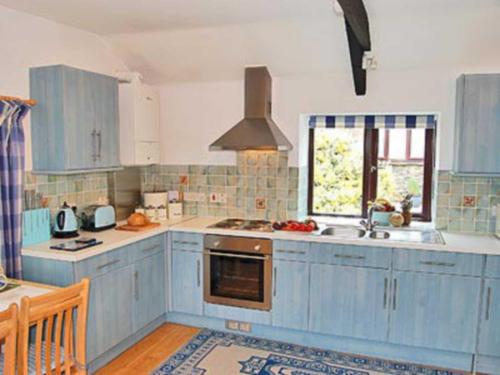 A kitchen or kitchenette at Penrose 