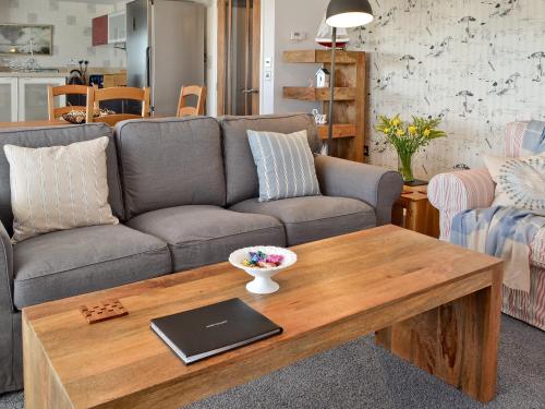 A seating area at Ebb N Flow 