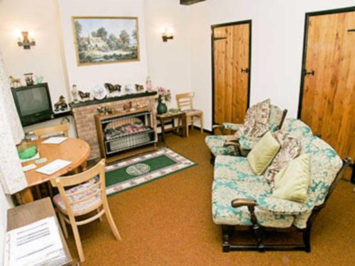 A seating area at 1 Church Hill Cottage 