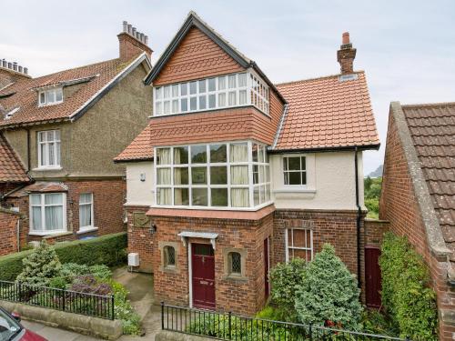 The building where the vacation home is located 