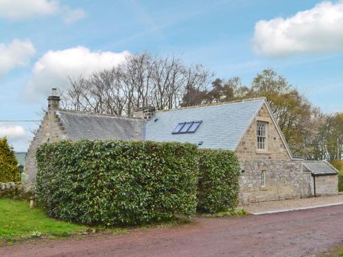 The building where the vacation home is located 