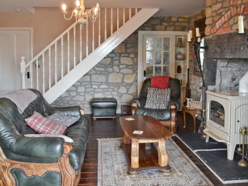 A seating area at Laburnum Cottage 