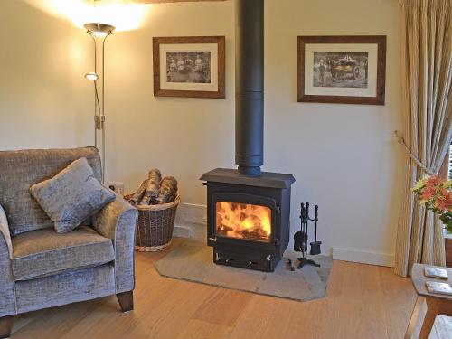 A seating area at Cider Cottage 