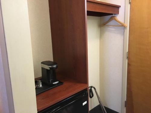 Gambar di galeri bagi Landmark Motor Inn di Glens Falls