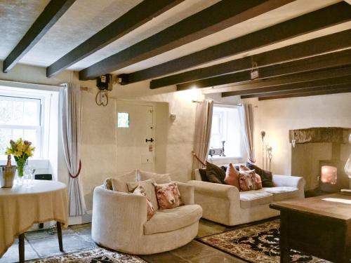 A seating area at Blossom Cottage 