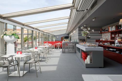 Hotel Porta Felice & Spaにあるレストランまたは飲食店