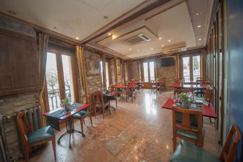 Hotel Mur, Jaca – Updated 2022 Prices
