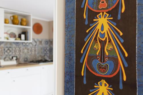 A kitchen or kitchenette at Maqueda Apartments