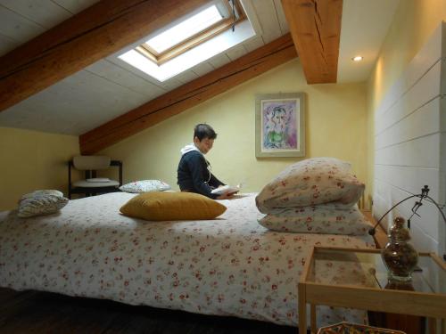 Ένα ή περισσότερα κρεβάτια σε δωμάτιο στο Aprile