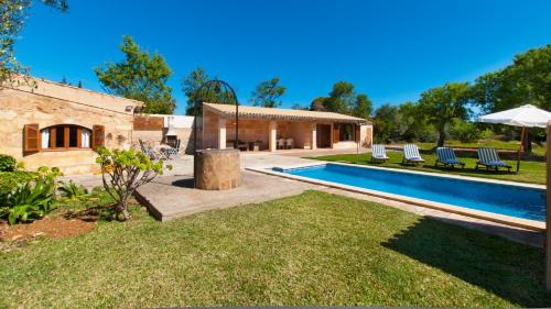 Villa Els Olivers / Olivers Petits