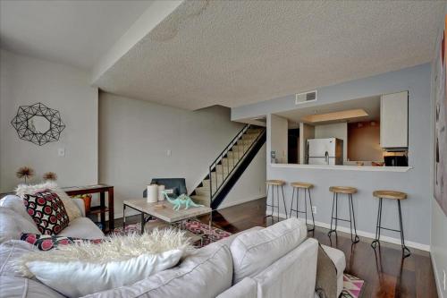 Littlefield Lofts #704 – Photos 3