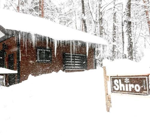 Shiro Cottage in de winter