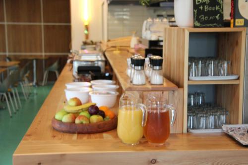 Mad på lejlighedshotellet eller i nærheden