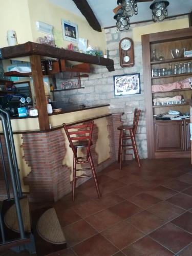 Ο χώρος του lounge ή του μπαρ στο B&B LA COLLINA