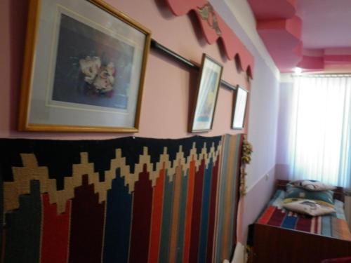  Guest House Dompolski -  Room  picture :   Shower    Safety deposit box    TV                           