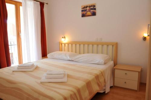 Imagen de la galería de Apartments Toic Cres, en Cres