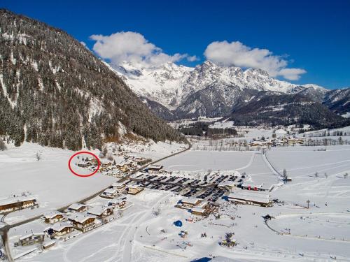 a ski resort in the mountains with a no skiing sign at Ferienwohnung Freudenmacher in Sankt Jakob in Haus