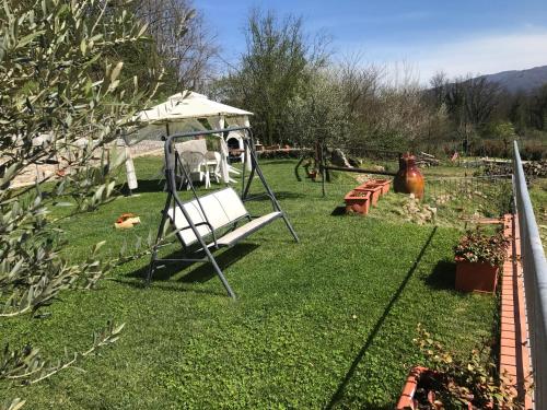 Κήπος έξω από το Agriturismo Il Frutteto