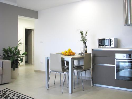 Dapur atau dapur kecil di Apartman Andrea L