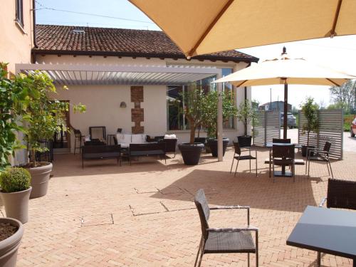 La Cascina del Soleにあるレストランまたは飲食店