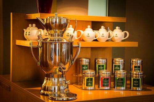 Utensilios para hacer té y café en Hotel Residenz23