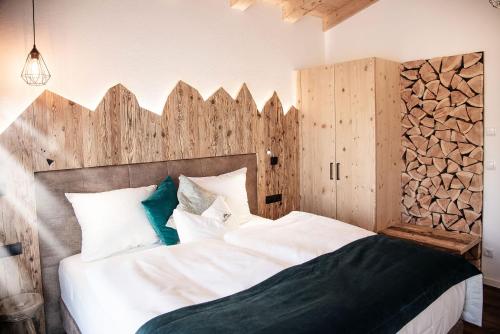 Ένα ή περισσότερα κρεβάτια σε δωμάτιο στο Chalet Schmied