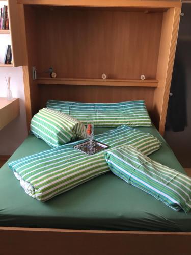 Ένα ή περισσότερα κρεβάτια σε δωμάτιο στο Sonnenappartment in Homburger Solarhaus