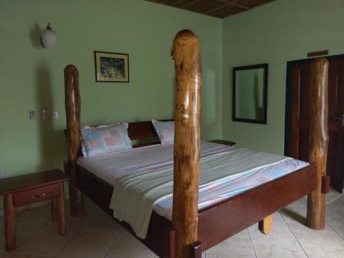 Llit o llits en una habitació de Big Foot Safari Lodge