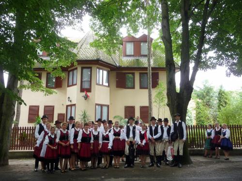 BALATON ART Guesthouse