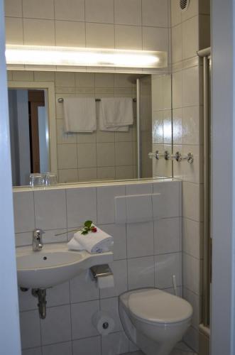 Un baño de Hotel Kattenbeck