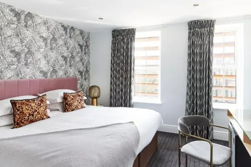 The Lodge Hotel - Putney photo 9
