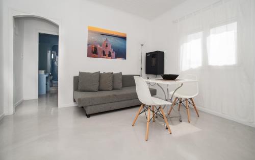 A seating area at Corrado Caldera Apartments