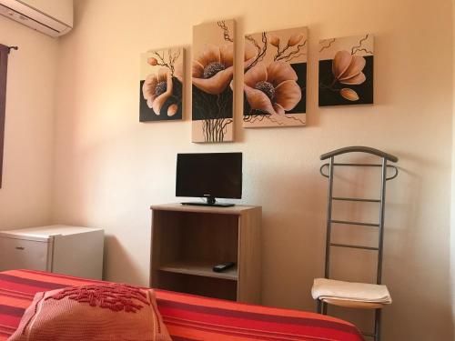 Μια τηλεόραση ή/και κέντρο ψυχαγωγίας στο B&B Da Tizy