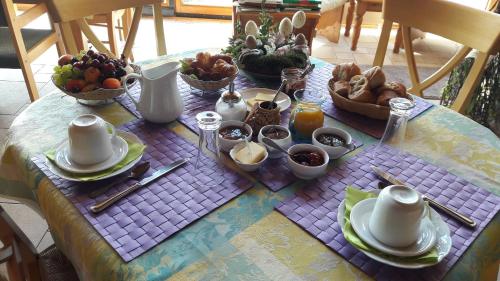 Mad på pensionatet eller i nærheden