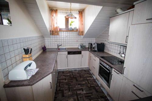 Dapur atau dapur kecil di Ferienwohnung Mirtei