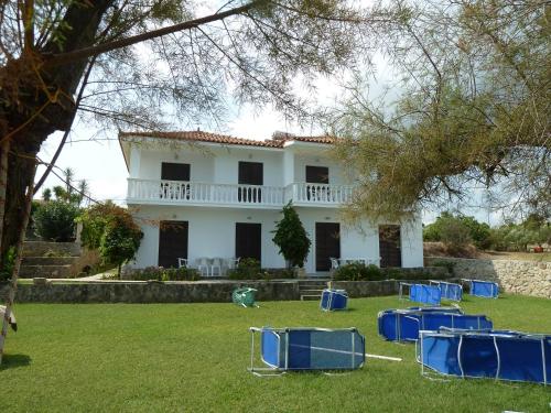 Gallery image of Diomare Villas in Kipseli