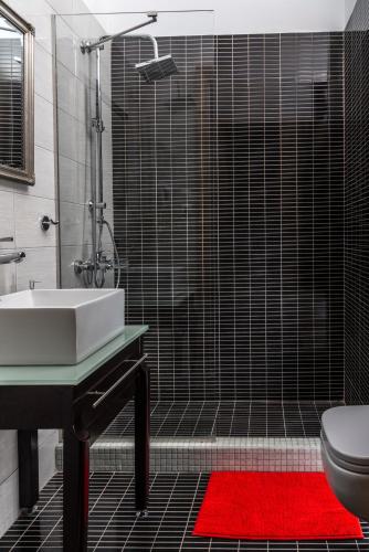 Forest Suites Boutique Hotelにあるバスルーム