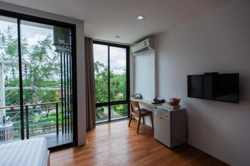Μια τηλεόραση ή/και κέντρο ψυχαγωγίας στο THAMM Residence