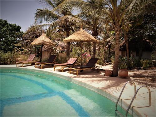 Kolam renang di atau dekat dengan Auberge Keurmariguen