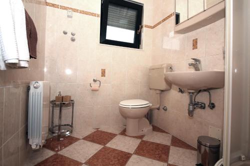 Koupelna v ubytování Apartmani Amado/Lozic