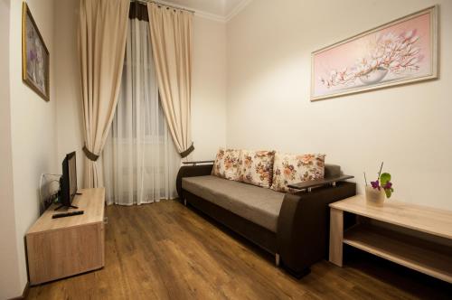Ένα ή περισσότερα κρεβάτια σε δωμάτιο στο Wonderful flat on city center (Mukachivska 4/12)