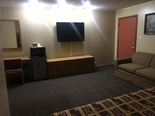 Μια τηλεόραση ή/και κέντρο ψυχαγωγίας στο Grand Motel