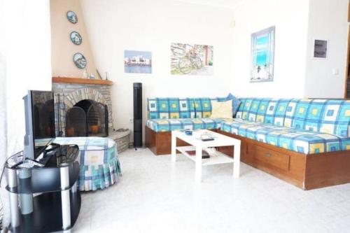 Φωτογραφία από το άλμπουμ του Amazing Beach House ,100sqm, In front of the Sea! στη Νέα Ποτίδαια