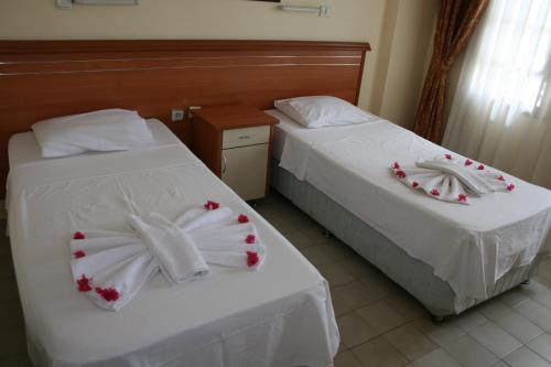 Ekin Hotelにあるベッド