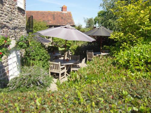 Κήπος έξω από το The Carpenters Arms