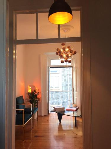 Χώρος καθιστικού στο Design Apartment with Rooftop Terrace and 180-degree River&City Views
